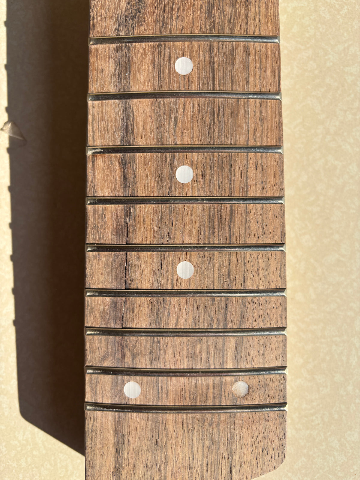 5 String Style Bass Guitar Kit - B-Stock cracked fretboard